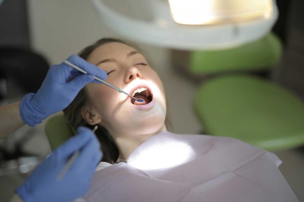 healthy teeth and gums pictures